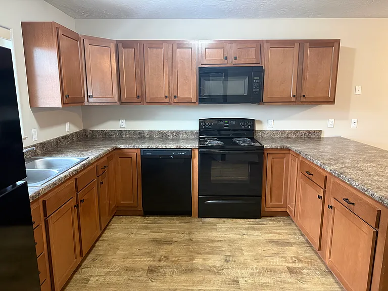 2903 W 21st St — Photo 10
