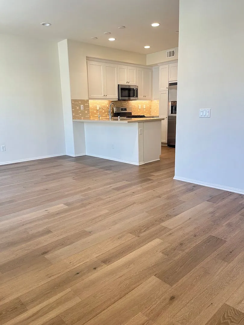 Spacious Camarillo Home with HOA Pool and Clubhouse — Photo 3