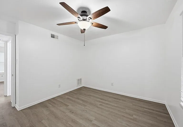 1410 S Elizabeth Ave #105 — Photo 38