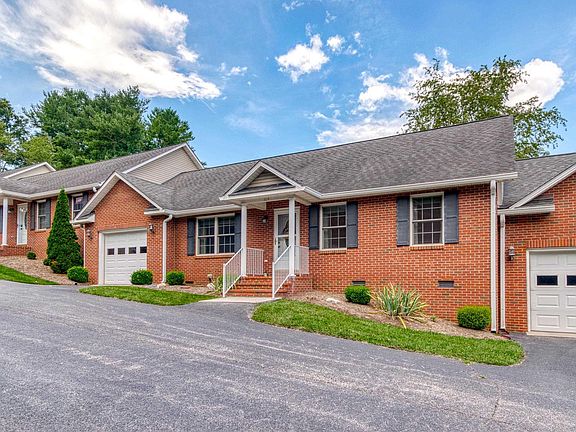 2nd image of 104 Scattergood Dr NE