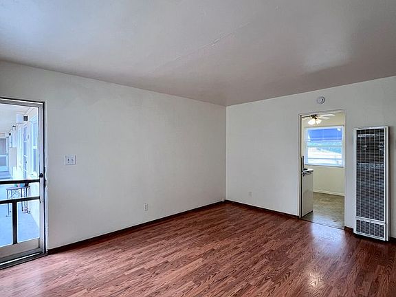 5th image of 4720-34 Wilson Ave #4728-1/2