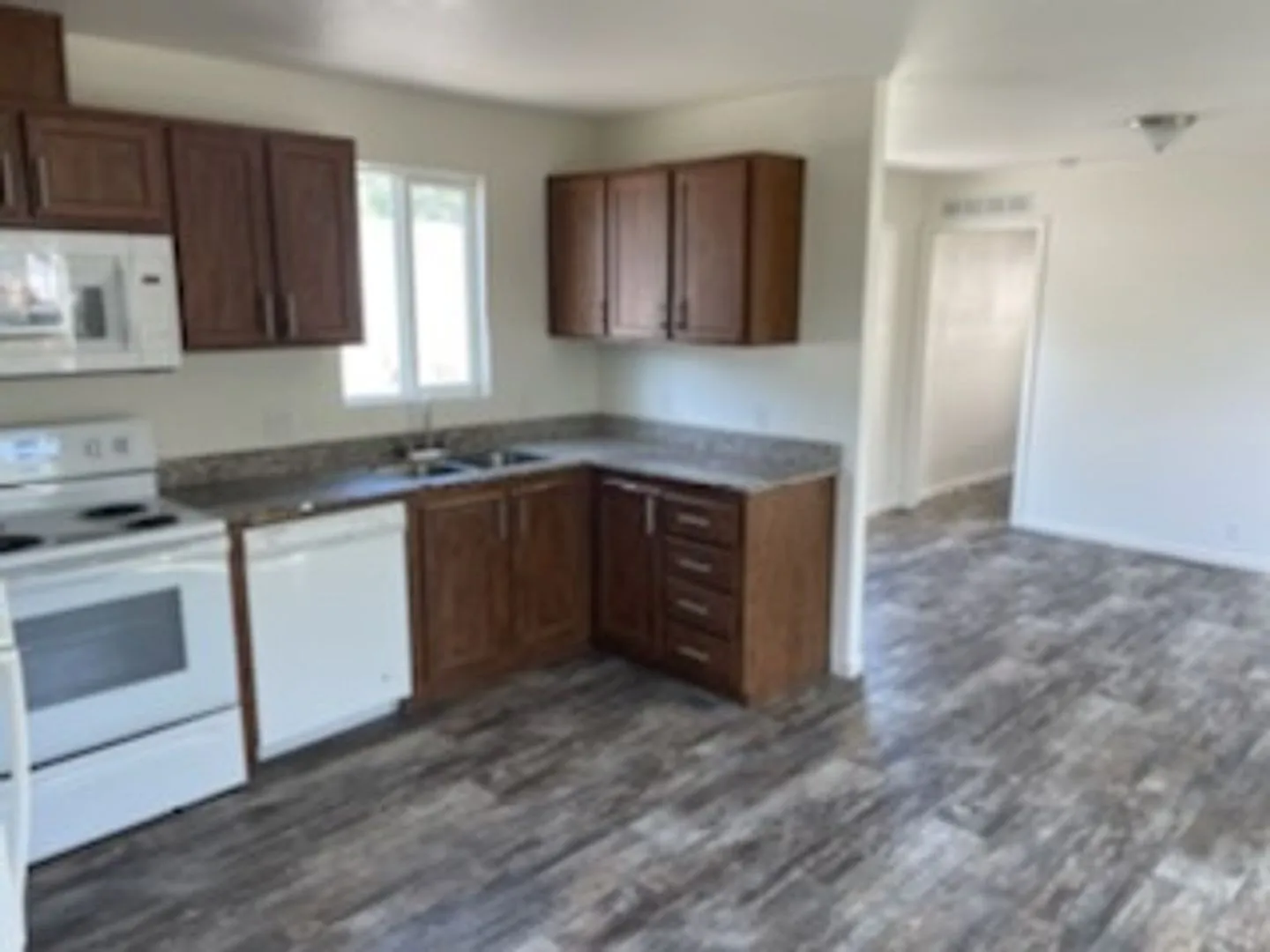 5755 Highway 53 #3B-2BA-815SQFT photo 1