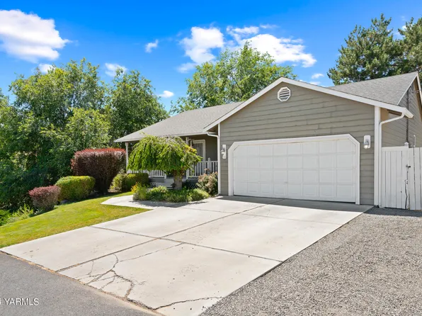 10 Hovde Park Dr, Selah, WA 98942