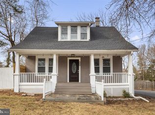 128 Washington Grove Ln, Gaithersburg, MD 20877