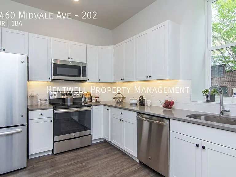 3460 Midvale Ave #202 — Photo 1