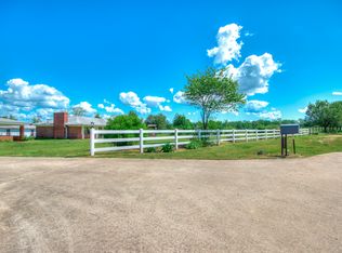 902 Faulk Rd, Athens, LA 71003