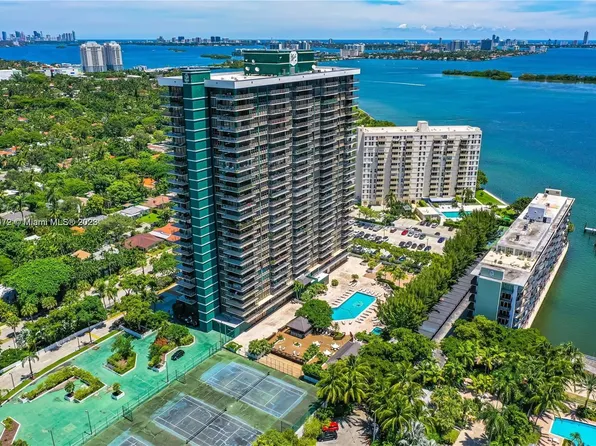 780 NE 69th St APT 2002, Miami, FL 33138