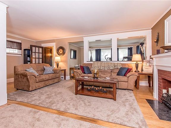 4th image of 234 Villa Ave