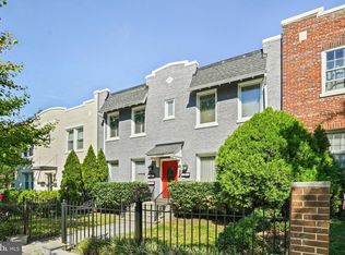 1102 Holbrook Ter NE APT 3, Washington, DC 20002
