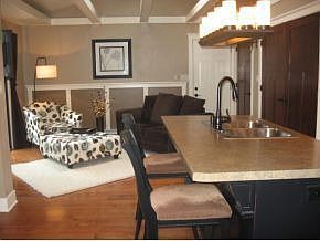 5th image of 1241 W Nicolet Cir