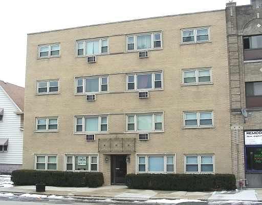 1st image of 3131 S Oak Park Ave #2B