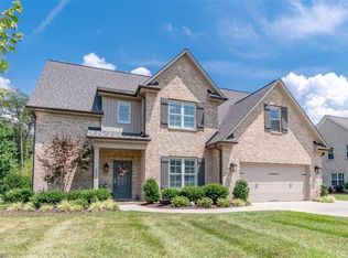 3932 Braddock Rd, High Point, NC 27265