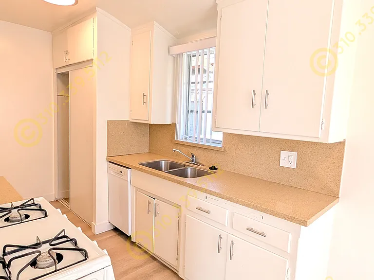 7138 Flight Ave #7126-1/2 — Photo 13