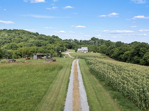 5th image of 104 Hickerson Rd
