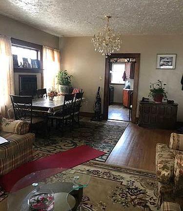 3rd image of 132 Forest St