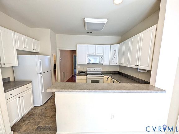 5th image of 2217 Magnolia Grove Way