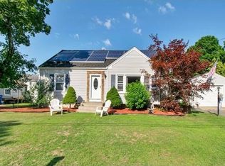 30 Aberdale Dr, Springfield, MA 01129