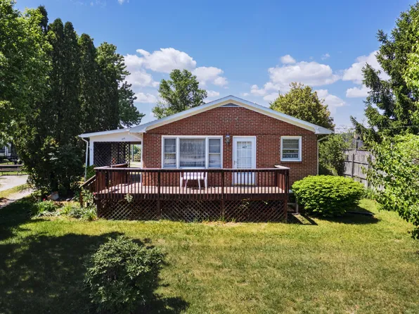 405 Arpia St, Lexington, VA 24450