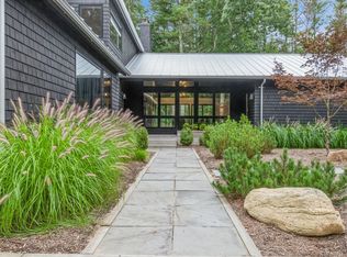 21 Two Holes Water Rd, East Hampton, NY 11937
