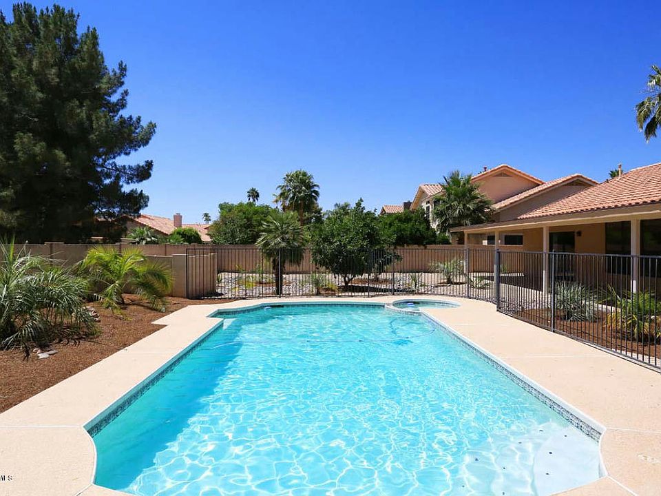 1st image of 5409 E Michelle Dr