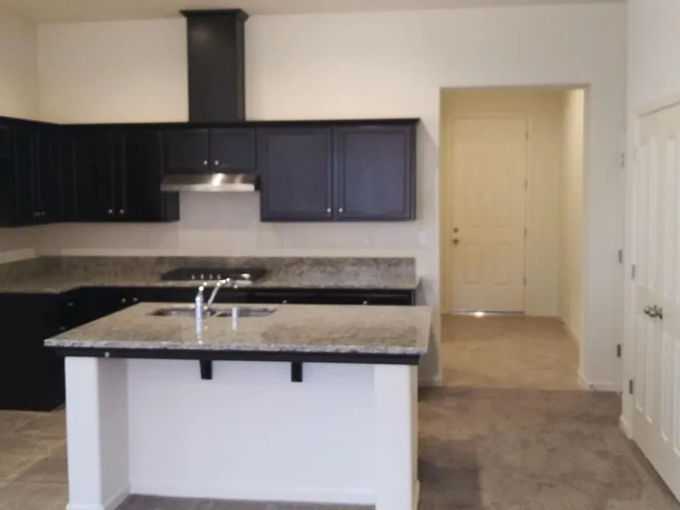 4387 Strathmore Pl — Photo 13