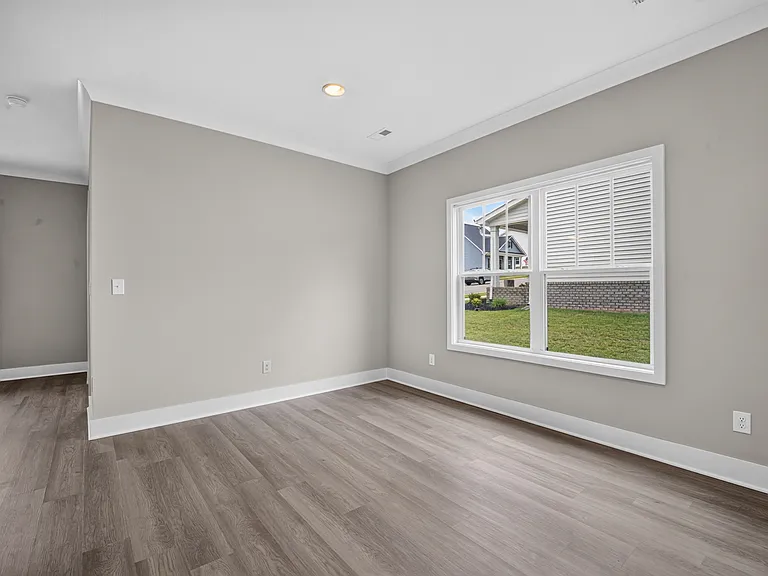 104 Thornberry Rd — Photo 12