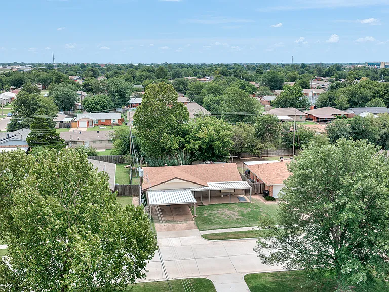 106 N Norman Ave — Photo 17