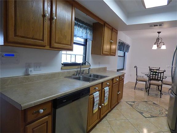 5th image of 1916 Laredo Dr
