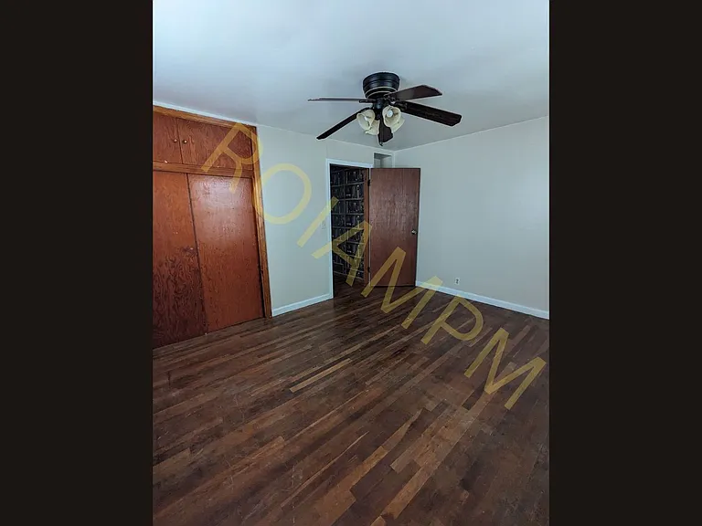 608 Pierce St — Photo 9