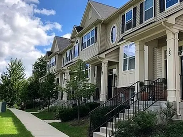 69 Melrose Ct #69, South Elgin, IL 60177