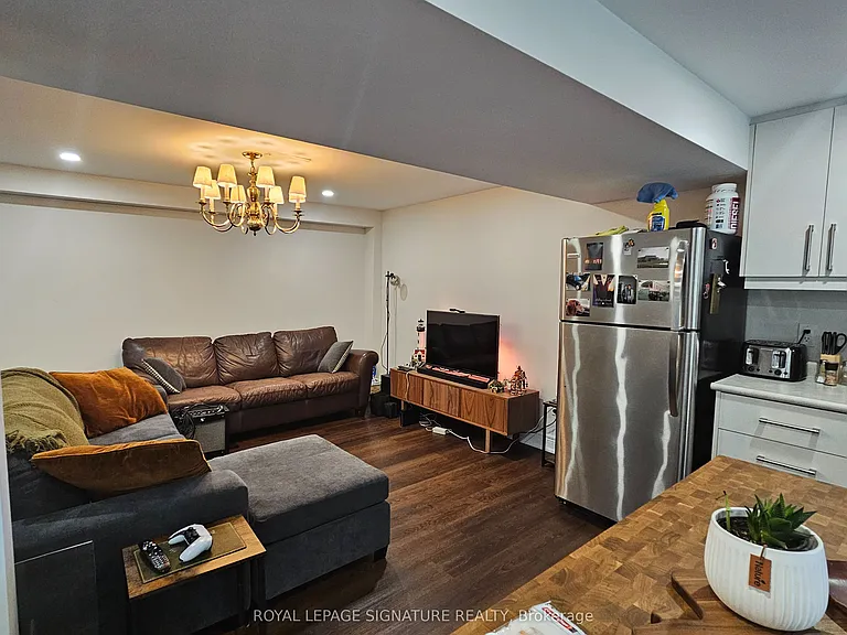 30 Craigleith Cres #LOWER — Photo 17