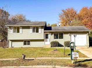 29083 Driftwood Dr, Elkhart, IN 46516