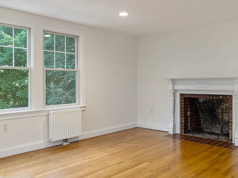 272 South St — Photo 11