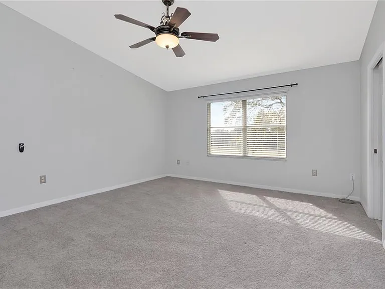 34902 Teeview Ln — Photo 15