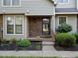 13 Overlook Ct, Fairfield, OH 45014