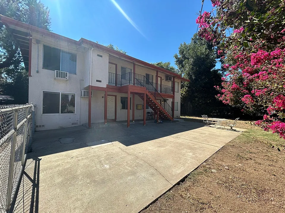 618 Rancheria Dr