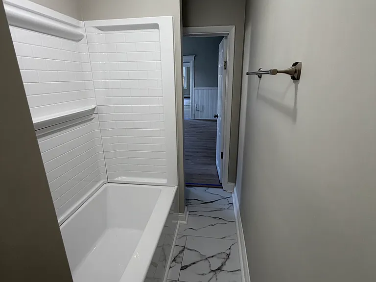 197 Glen St #1N — Photo 8