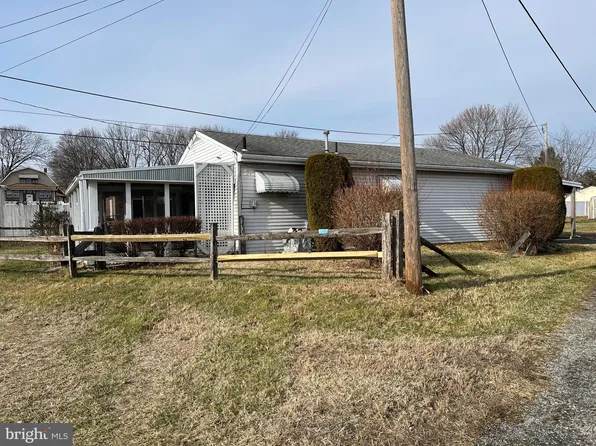 20 Tyrone Ave, Reading, PA 19607