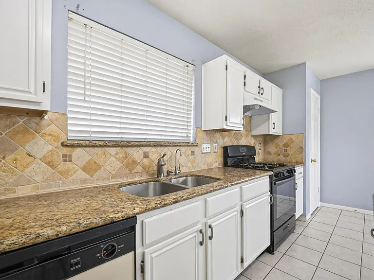 11563 E Withers Way Cir — Photo 13