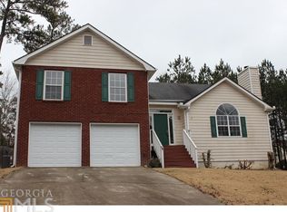 1215 Waterwood Dr, Loganville, GA 30052