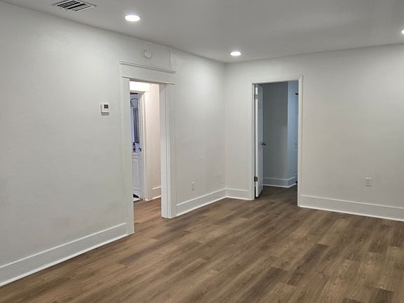4th image of 709 E James St