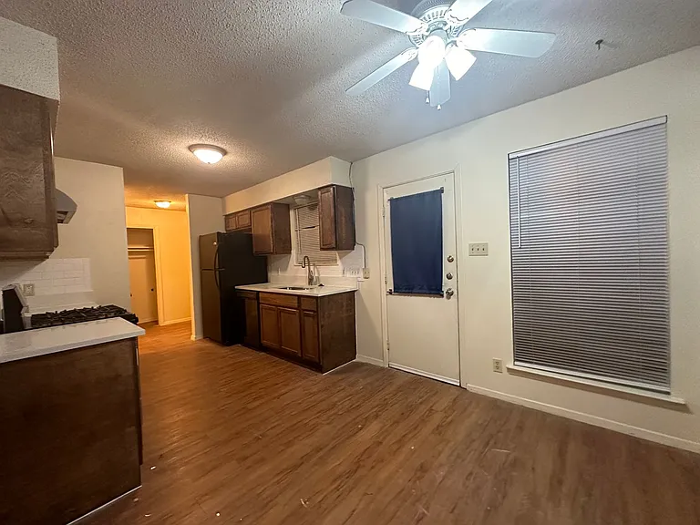 8104 Hood Cir #A — Photo 8