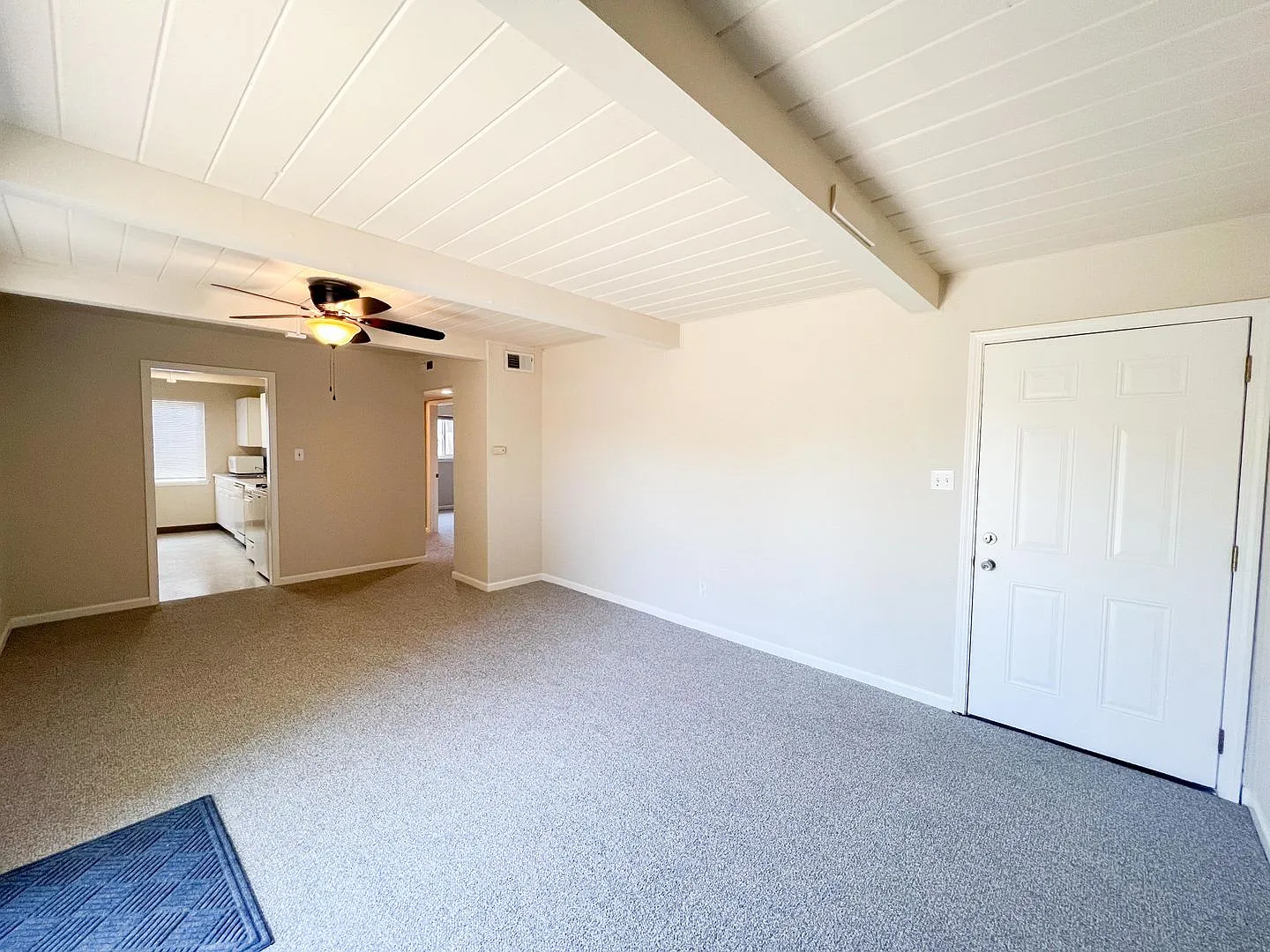 Two Bed 1 Bath Duplex in Livermore Close To Downtown — Photo 4