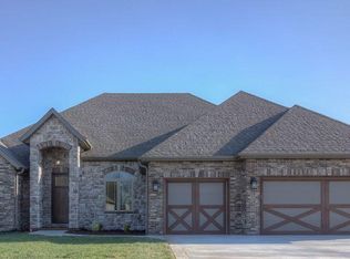 101 Long Dr, Republic, MO 65738