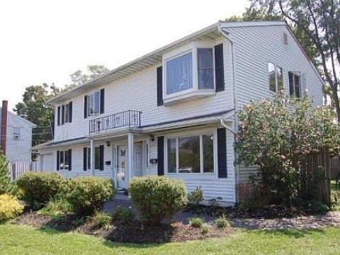 2nd image of 3130-3132 Union Blvd