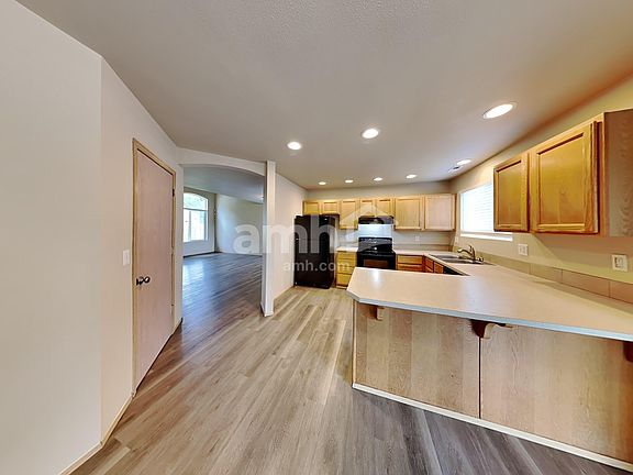 3rd image of 19612 13th Avenue Ct E