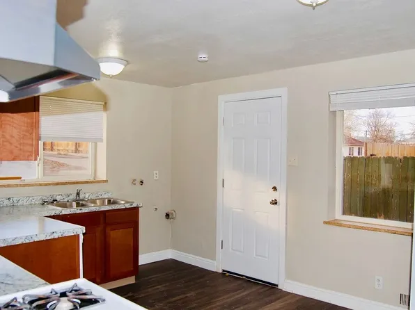 Updated 3BR Parking Private Entry $1,650, 1181 S Raritan St, Denver, CO 80223