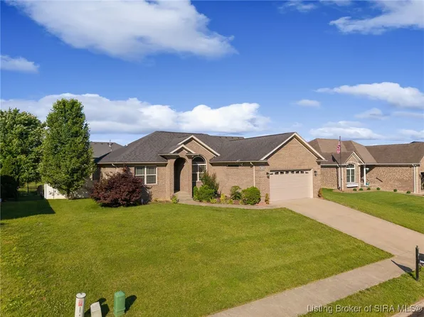 3806 Muirfield Drive, New Albany, IN 47150
