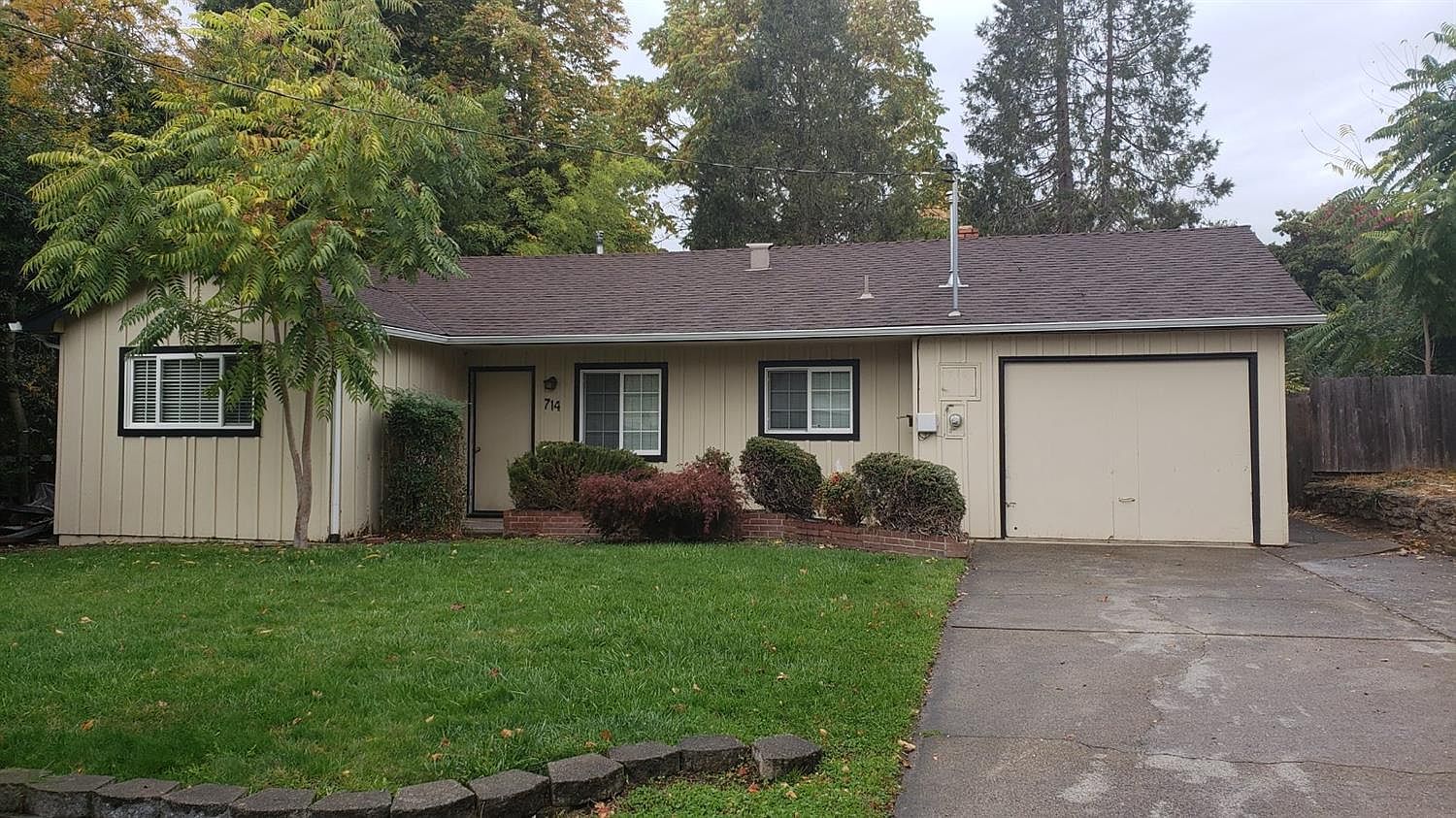 714 NE Memorial Dr, Grants Pass, OR 97526 Zillow