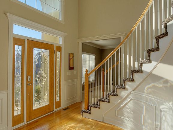 Spiral Front Staircase
